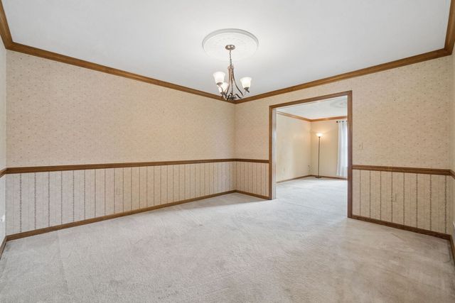 577 Agnes STREET, Hempfield Twp, PA 15601