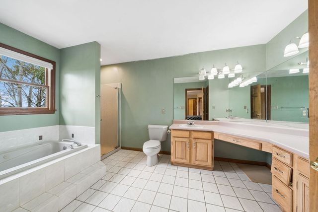 577 Agnes STREET, Hempfield Twp, PA 15601