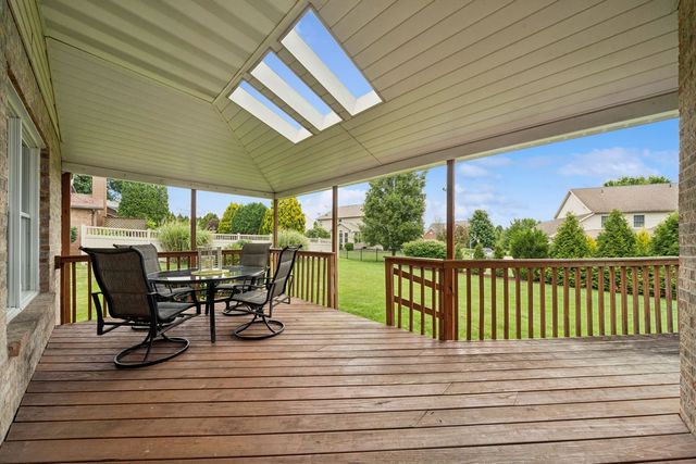 577 Agnes STREET, Hempfield Twp, PA 15601