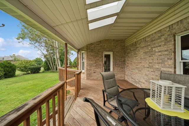 577 Agnes STREET, Hempfield Twp, PA 15601