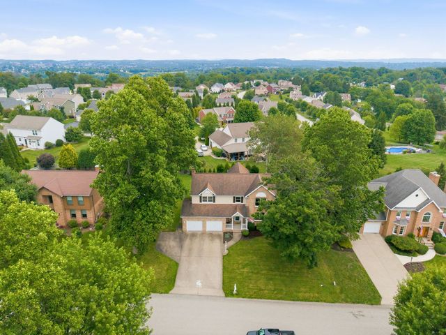 577 Agnes STREET, Hempfield Twp, PA 15601