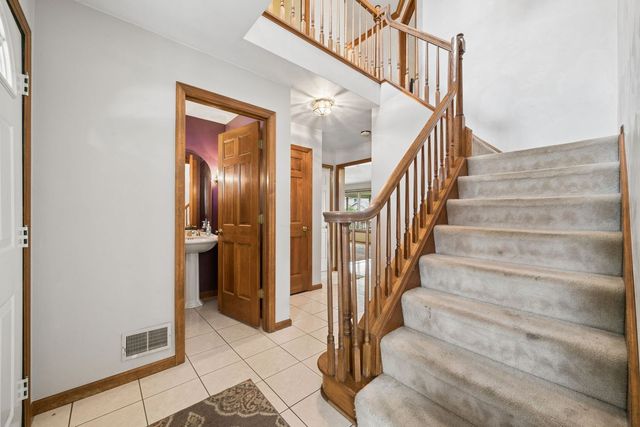 577 Agnes STREET, Hempfield Twp, PA 15601