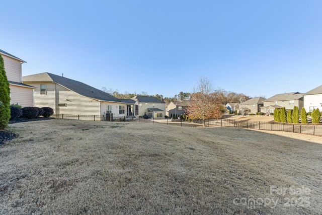 12416 Current Drive, Charlotte, NC 28278