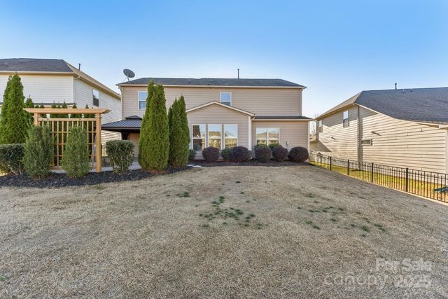 12416 Current Drive, Charlotte, NC 28278