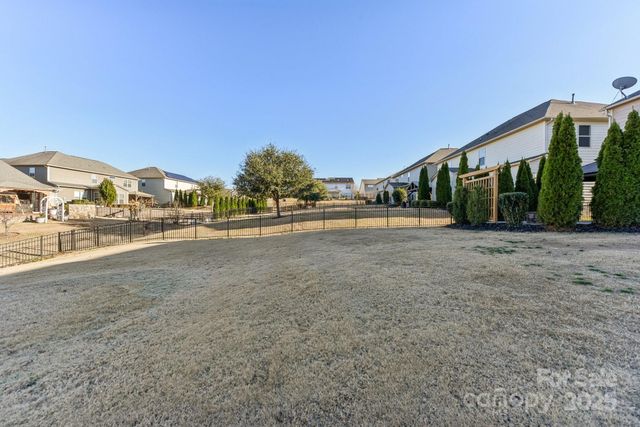 12416 Current Drive, Charlotte, NC 28278