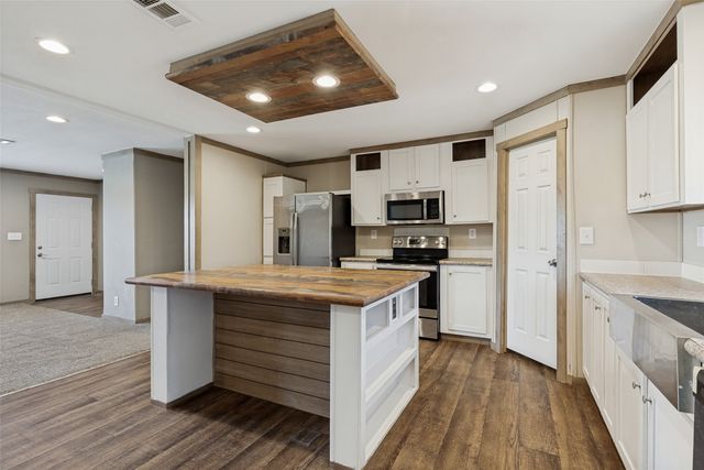 4445 County Road 136, Whitesboro, TX 76273