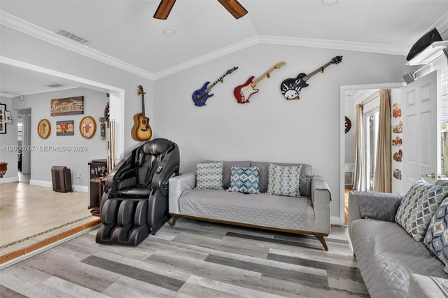 4911 SW 29th Ter, Dania Beach, FL 33312