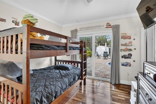 4911 SW 29th Ter, Dania Beach, FL 33312