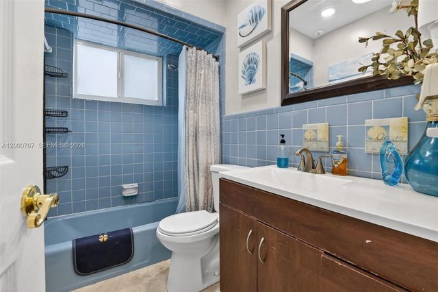 4911 SW 29th Ter, Dania Beach, FL 33312