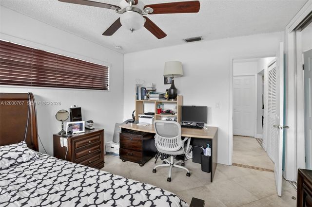 4911 SW 29th Ter, Dania Beach, FL 33312