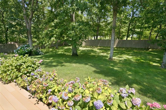 5 Columbine Avenue, Hampton Bays, NY 11946