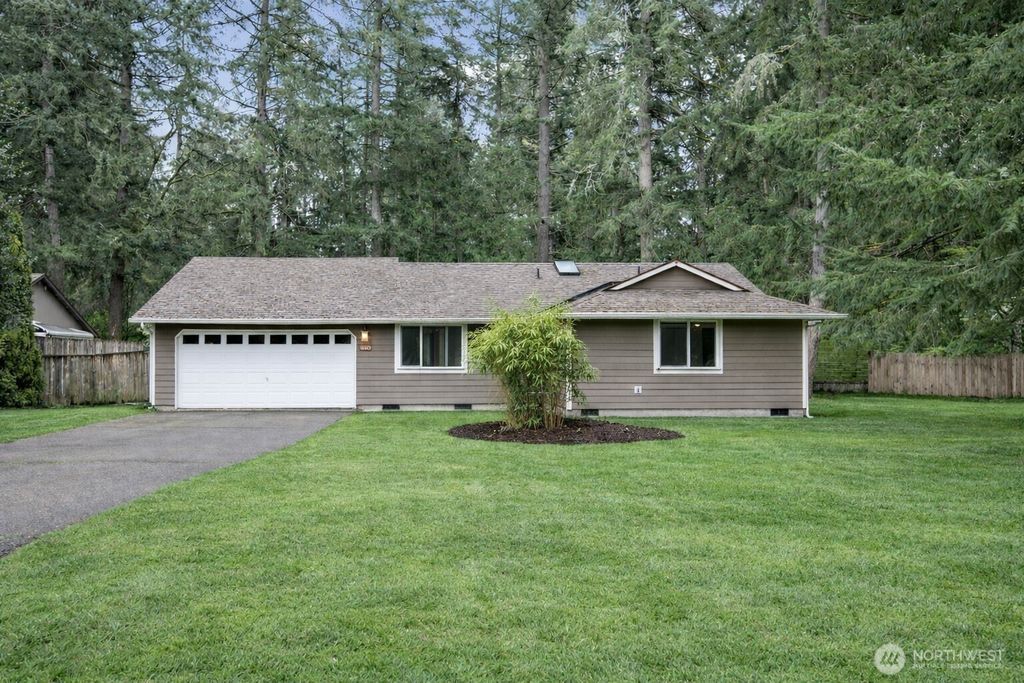 3342 Stanford Court SE, Lacey, WA 98503