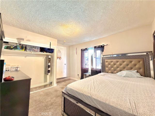 25532 17th, San Bernardino, CA 92404