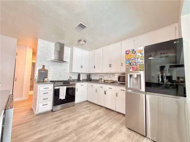 25532 17th, San Bernardino, CA 92404