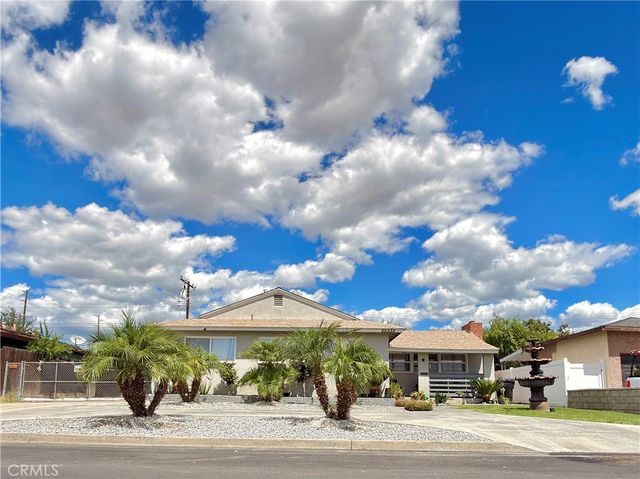 25532 17th, San Bernardino, CA 92404