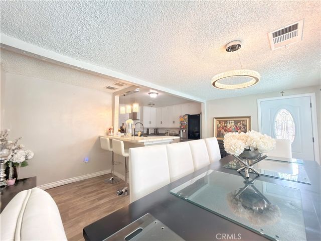 25532 17th, San Bernardino, CA 92404