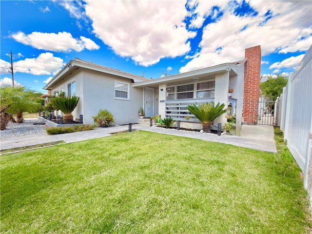 25532 17th, San Bernardino, CA 92404