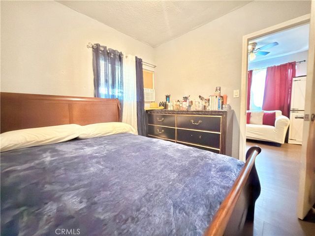 25532 17th, San Bernardino, CA 92404