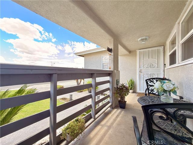 25532 17th, San Bernardino, CA 92404