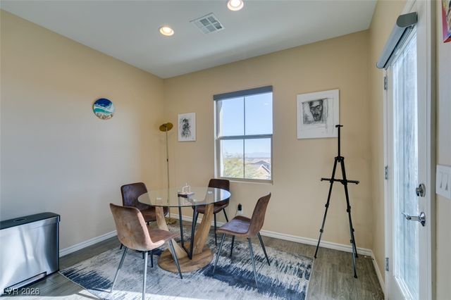 172 Petaluma Valley Drive, Las Vegas, NV 89138