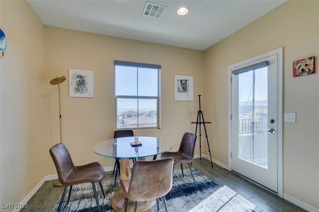 172 Petaluma Valley Drive, Las Vegas, NV 89138