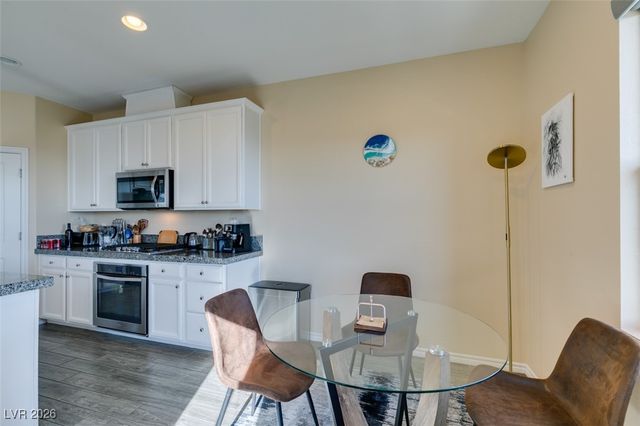 172 Petaluma Valley Drive, Las Vegas, NV 89138