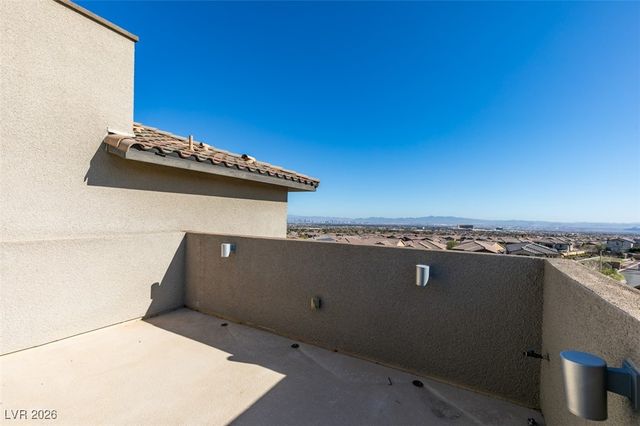 172 Petaluma Valley Drive, Las Vegas, NV 89138