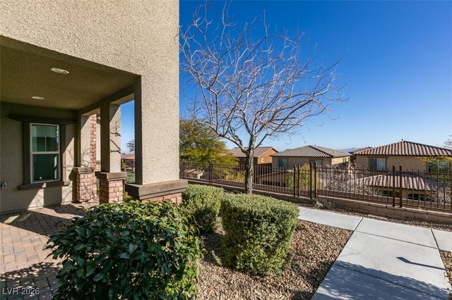 172 Petaluma Valley Drive, Las Vegas, NV 89138