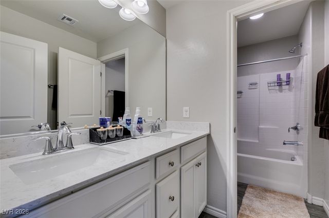 172 Petaluma Valley Drive, Las Vegas, NV 89138