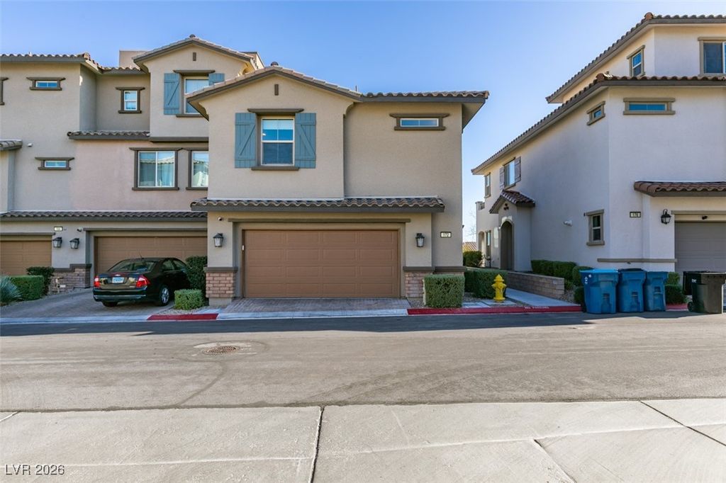 172 Petaluma Valley Drive, Las Vegas, NV 89138