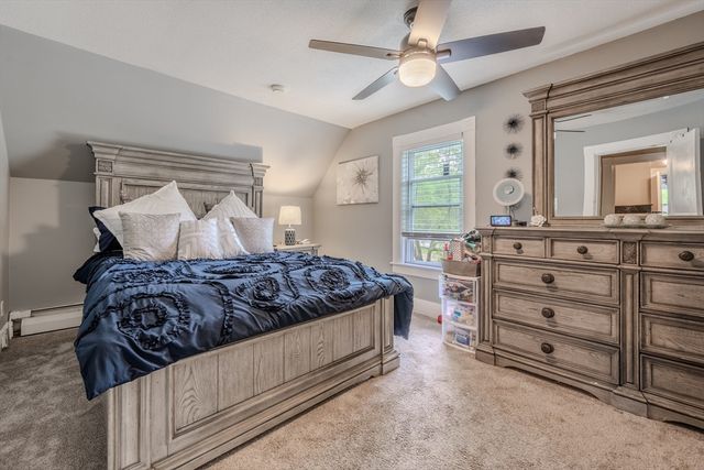 735 Hildreth St, Dracut, MA 01826