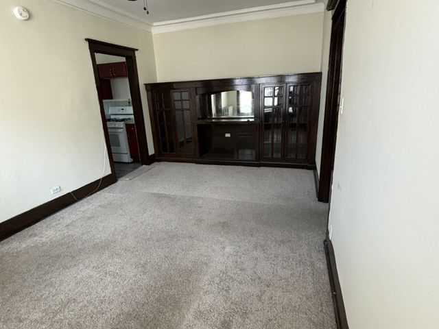 6211 S Drexel Avenue 2N, Chicago, IL 60637