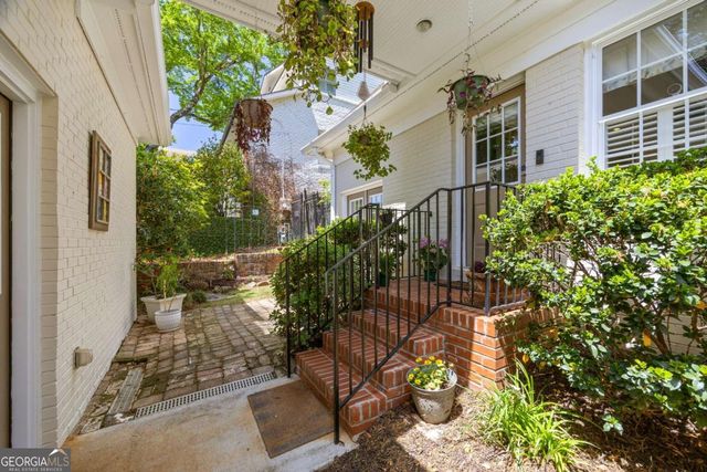 998 Ferncliff Road NE, Atlanta, GA 30324
