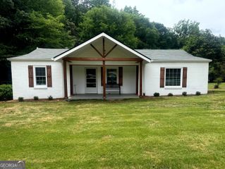 892 Athens Street, Jefferson, GA 30549