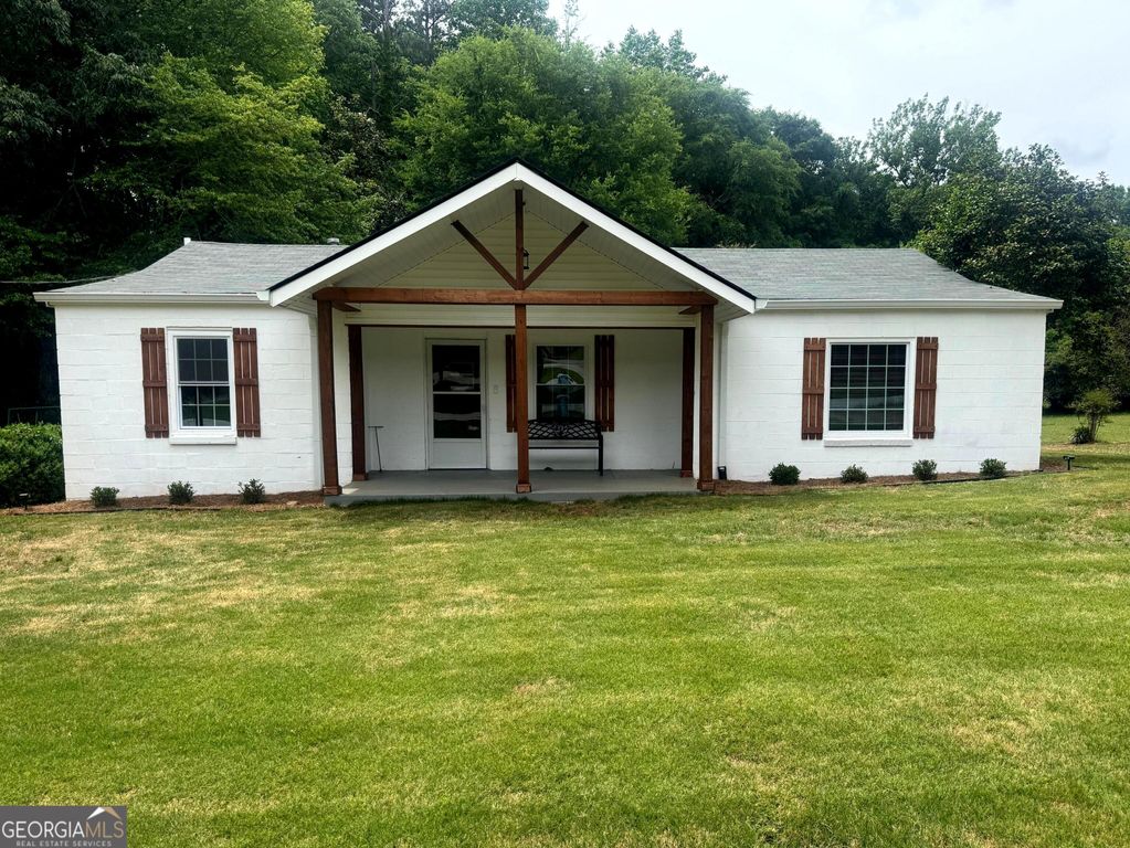 892 Athens Street, Jefferson, GA 30549
