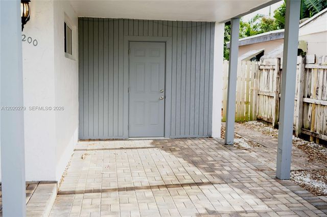 200 NW 51st Ct, Oakland Park, FL 33309