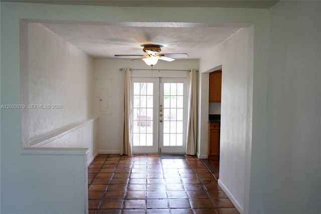 200 NW 51st Ct, Oakland Park, FL 33309