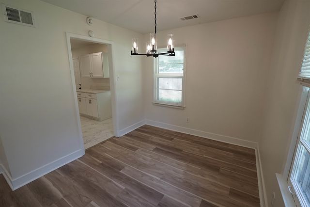 4910 HELENE RD, Memphis, TN 38117