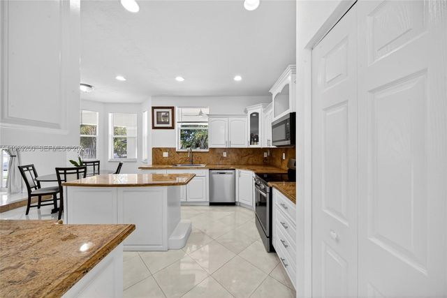 20671 SW 87th Ct, Cutler Bay, FL 33189