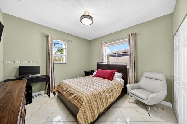 20671 SW 87th Ct, Cutler Bay, FL 33189