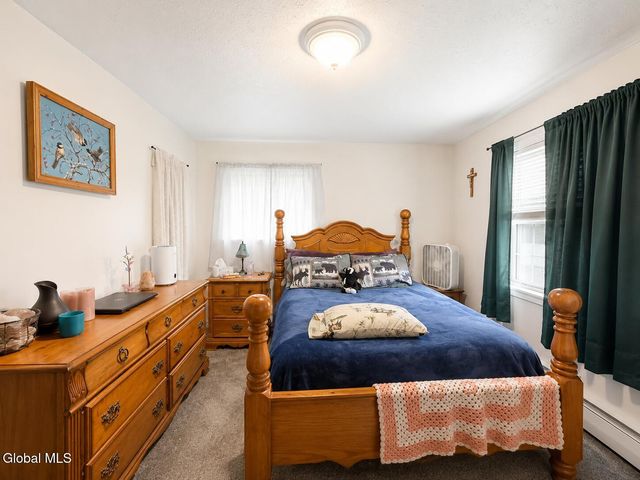 2 David Court, Colonie, NY 12205
