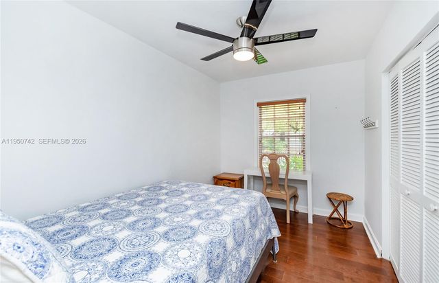 2920 SW 30th Ct, Coconut Grove, FL 33133