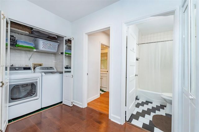 2920 SW 30th Ct, Coconut Grove, FL 33133