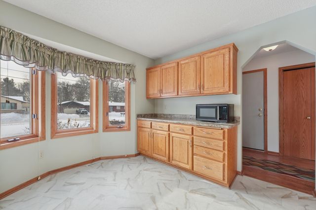 1571 75th Avenue NE, Fridley, MN 55432