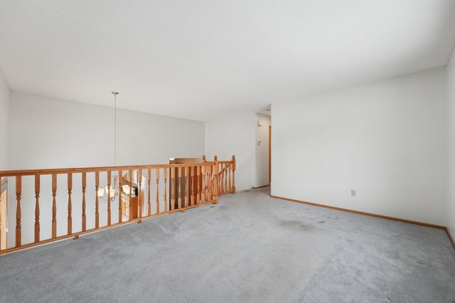 1571 75th Avenue NE, Fridley, MN 55432