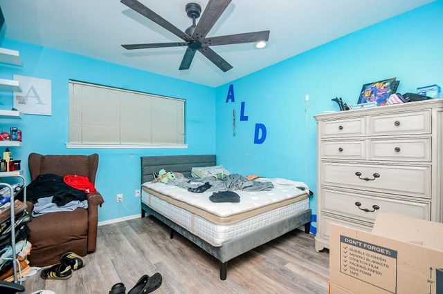 10410 Huntington Dale Drive, Houston, TX 77099