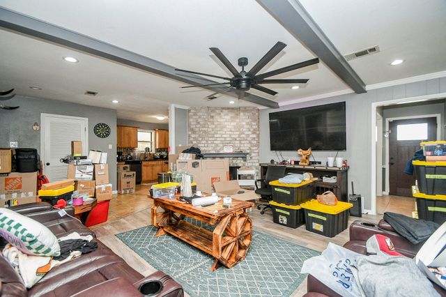 10410 Huntington Dale Drive, Houston, TX 77099