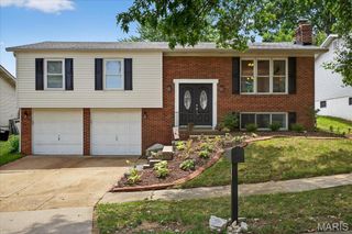 10708 Lisa Marie Court, St Louis, MO 63123