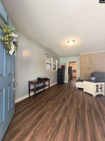 155 S East Ave, Leesville, SC 29070