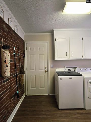 155 S East Ave, Leesville, SC 29070